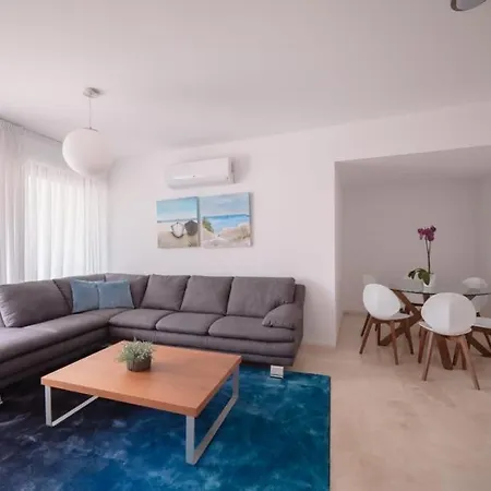 Lägenhet Coral Residences Pégeia