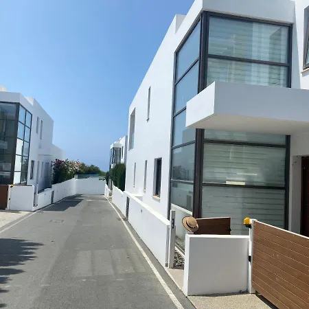 Lägenhet Coral Residences *