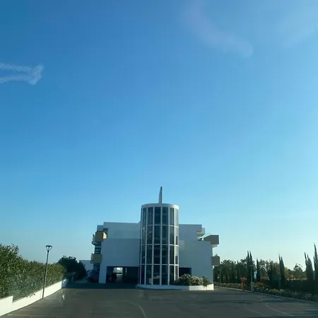 Coral Residences * Pégeia