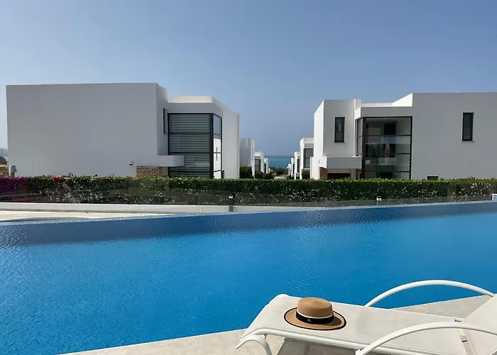 Coral Residences Péjia