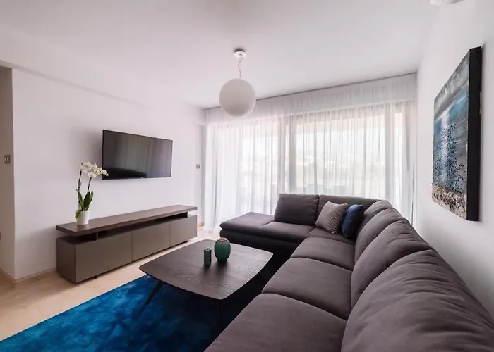 Coral Residences Péjia