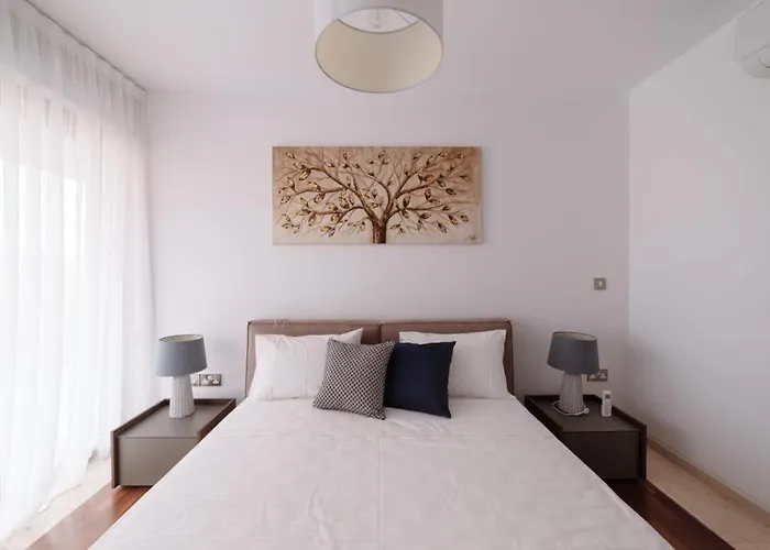 Coral Residences Péjia